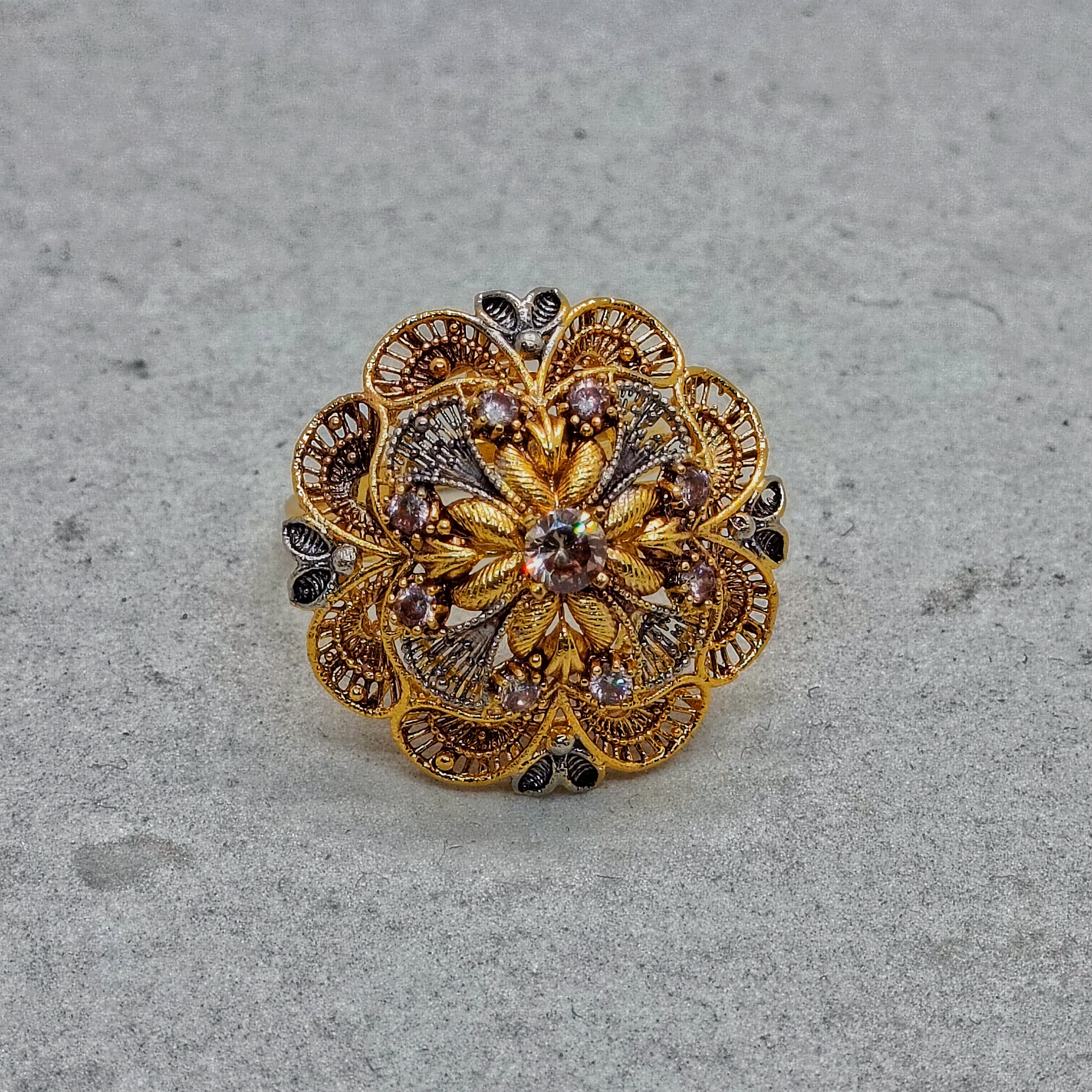 Beautiful Ring R1