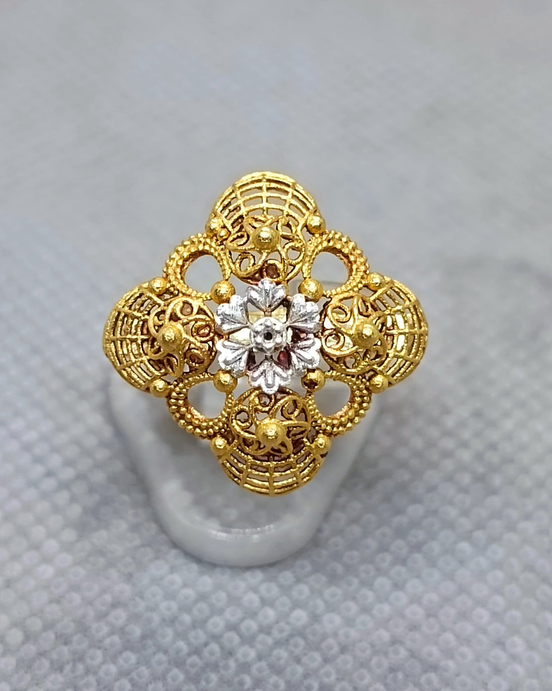 Beautiful ring1188