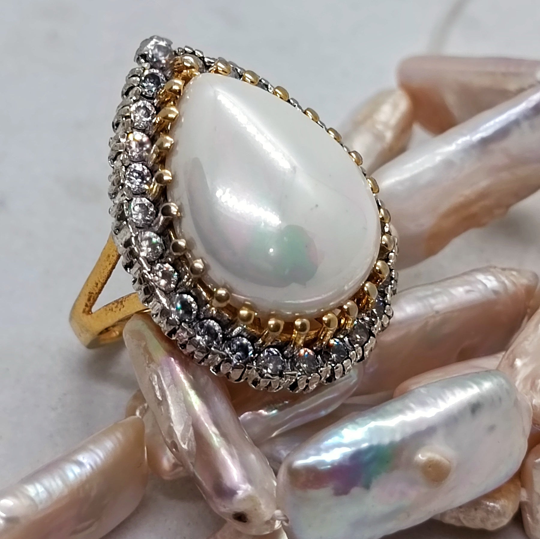 Beautiful sultan pearl ring140