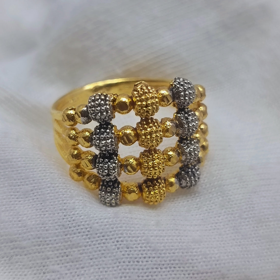 Premium Gold Plated Ball Design Ring /uk56