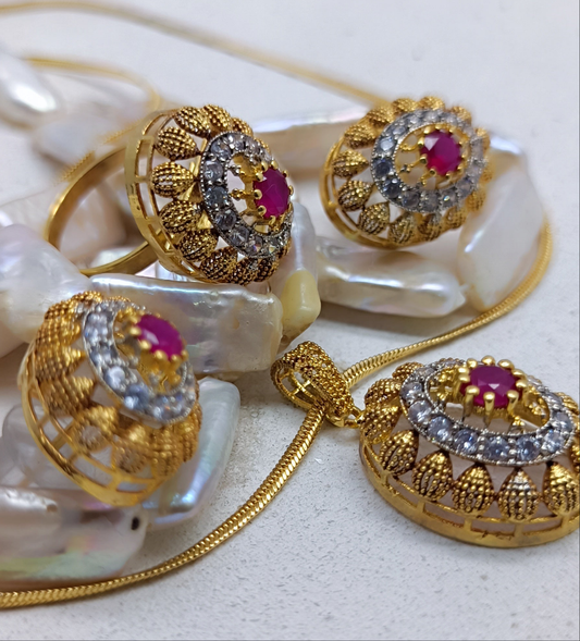 Beautiful locket set/074
