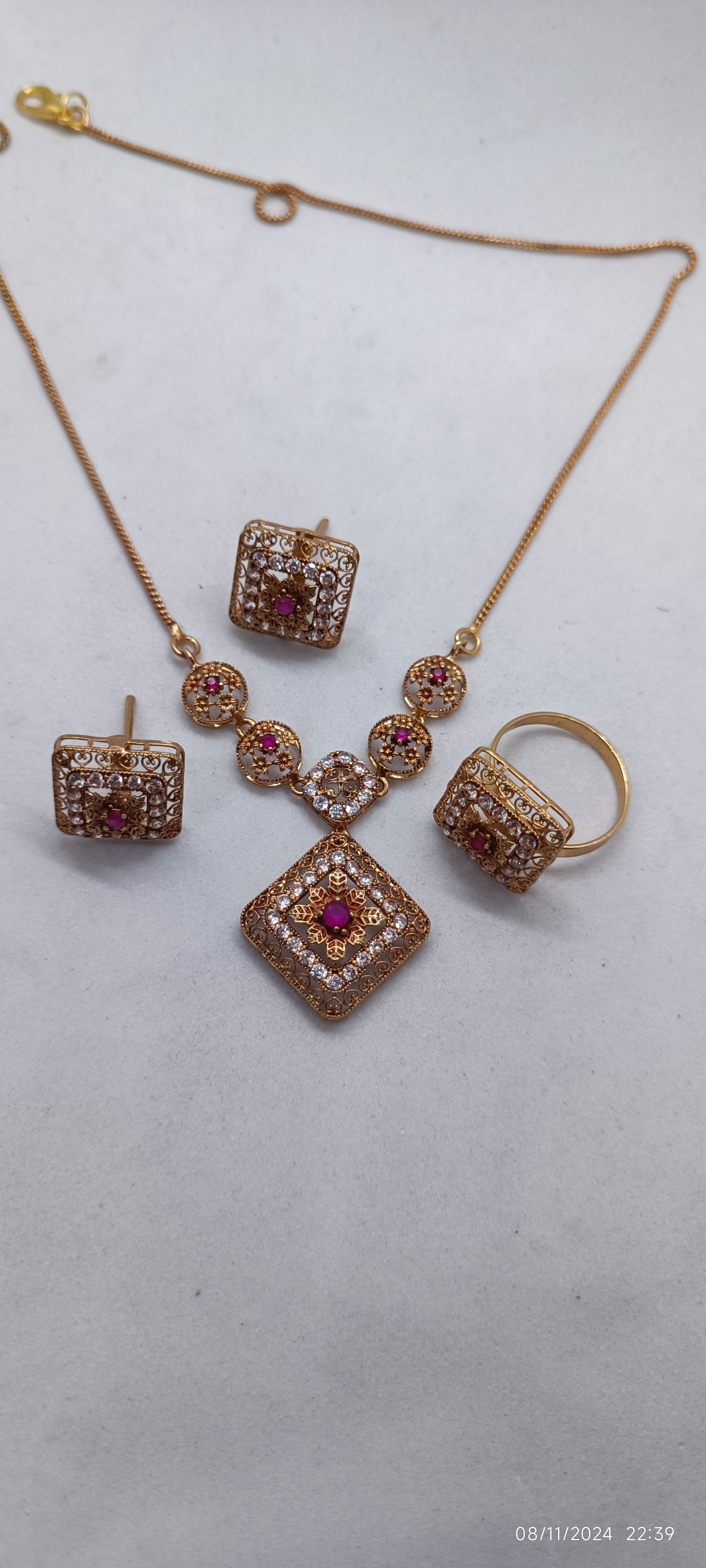 Beautiful stone mala set2031
