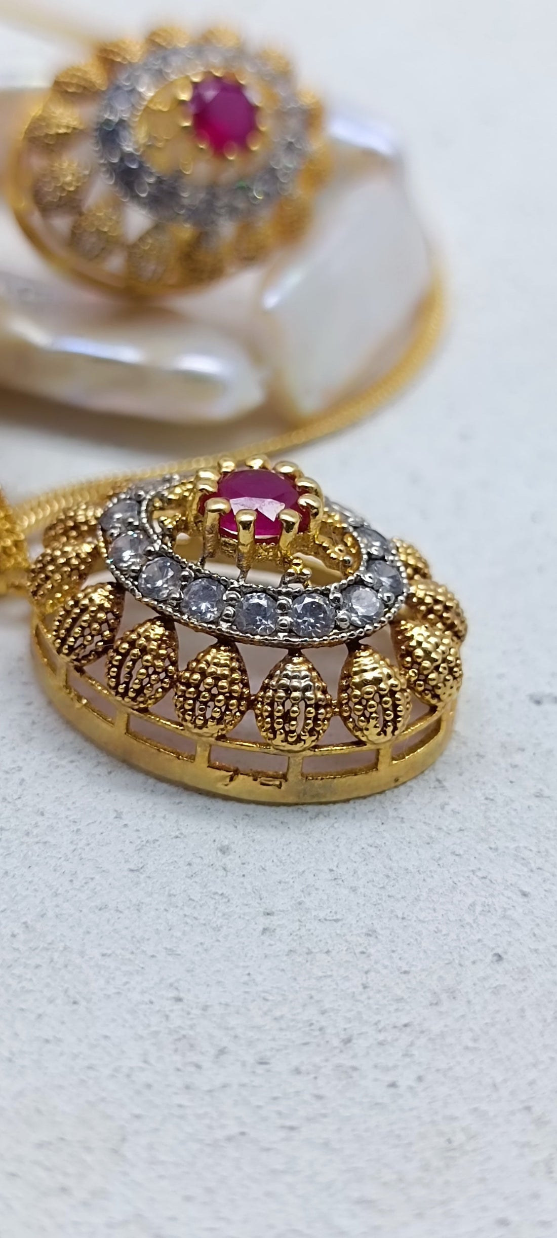 Beautiful locket set/074