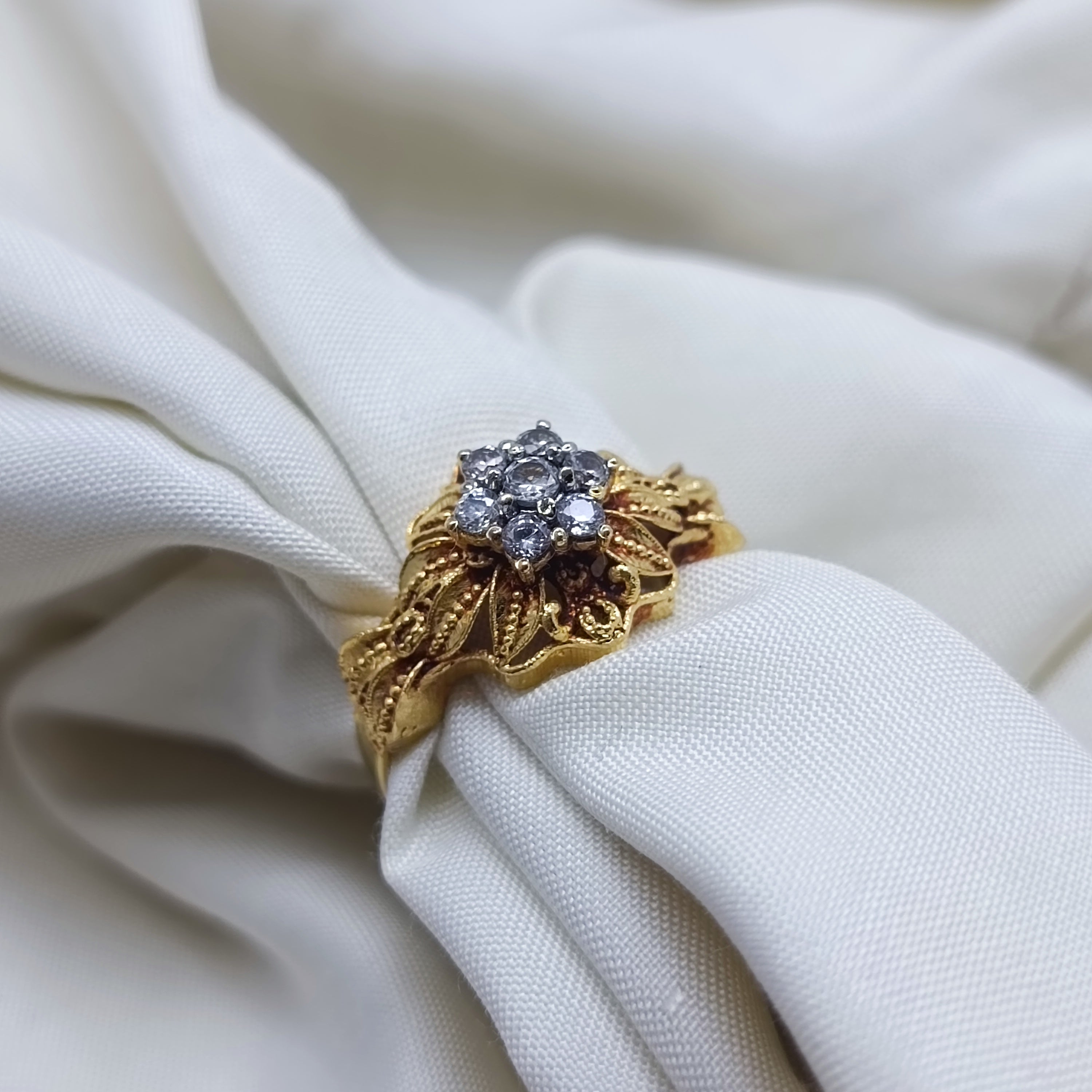 Zircon stone ring/uk51