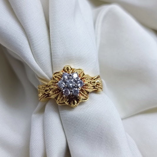 Zircon stone ring