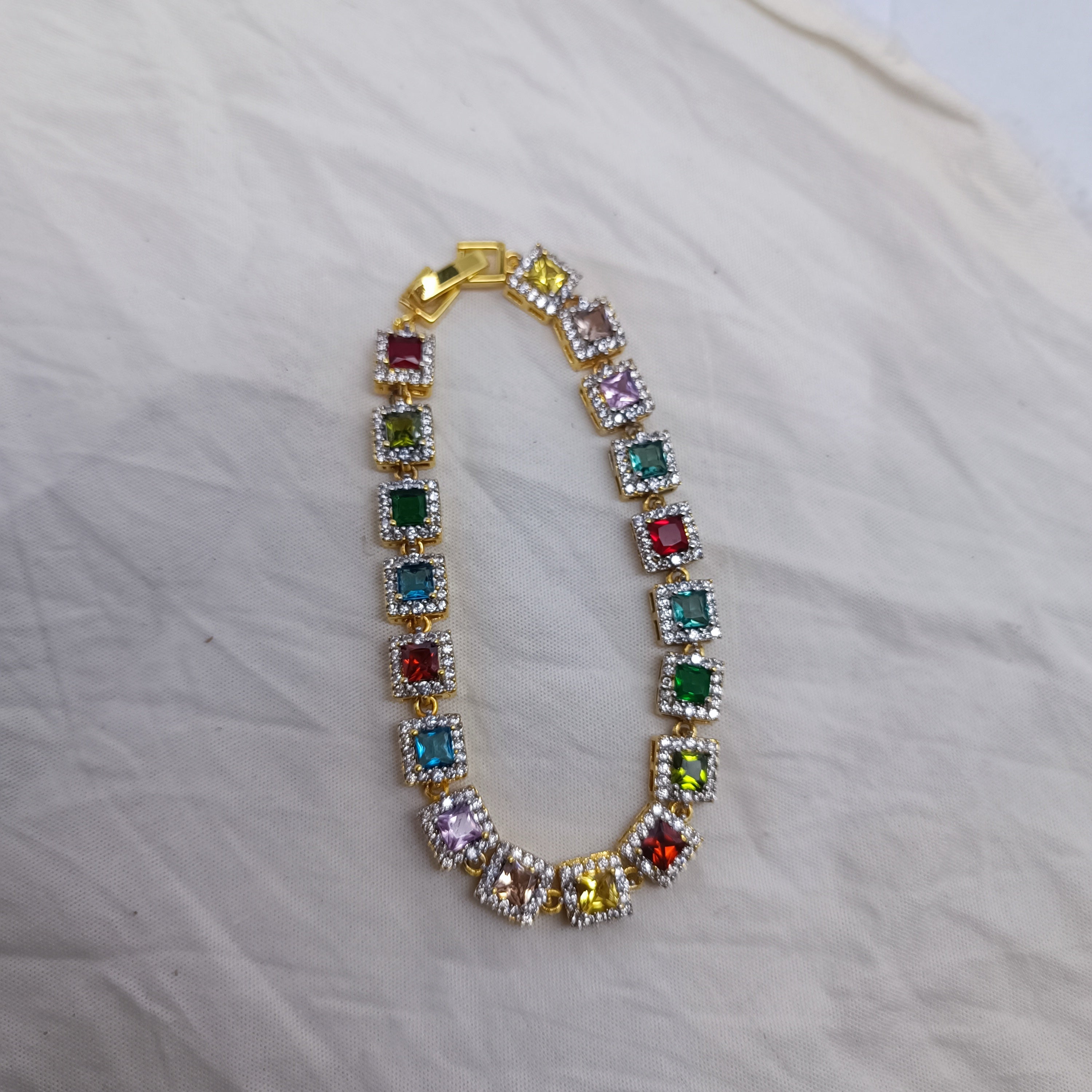Zirconia gold bracelet