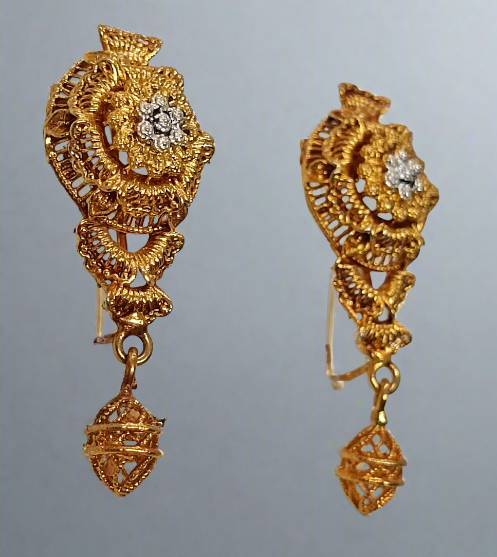 Beautiful earrings DB3