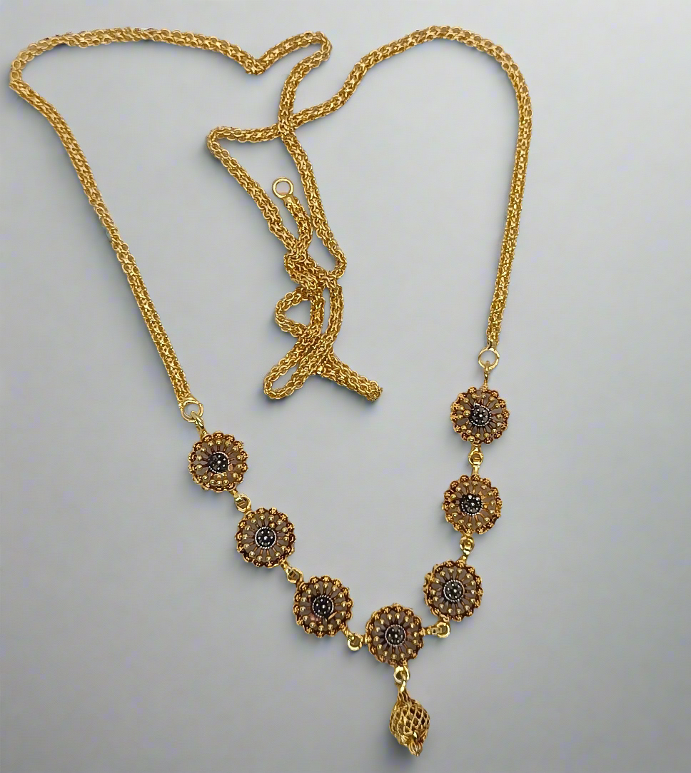 Beautiful chain 1322