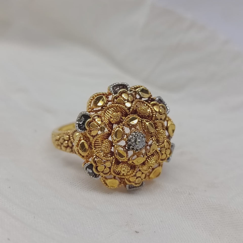 Gold look ring