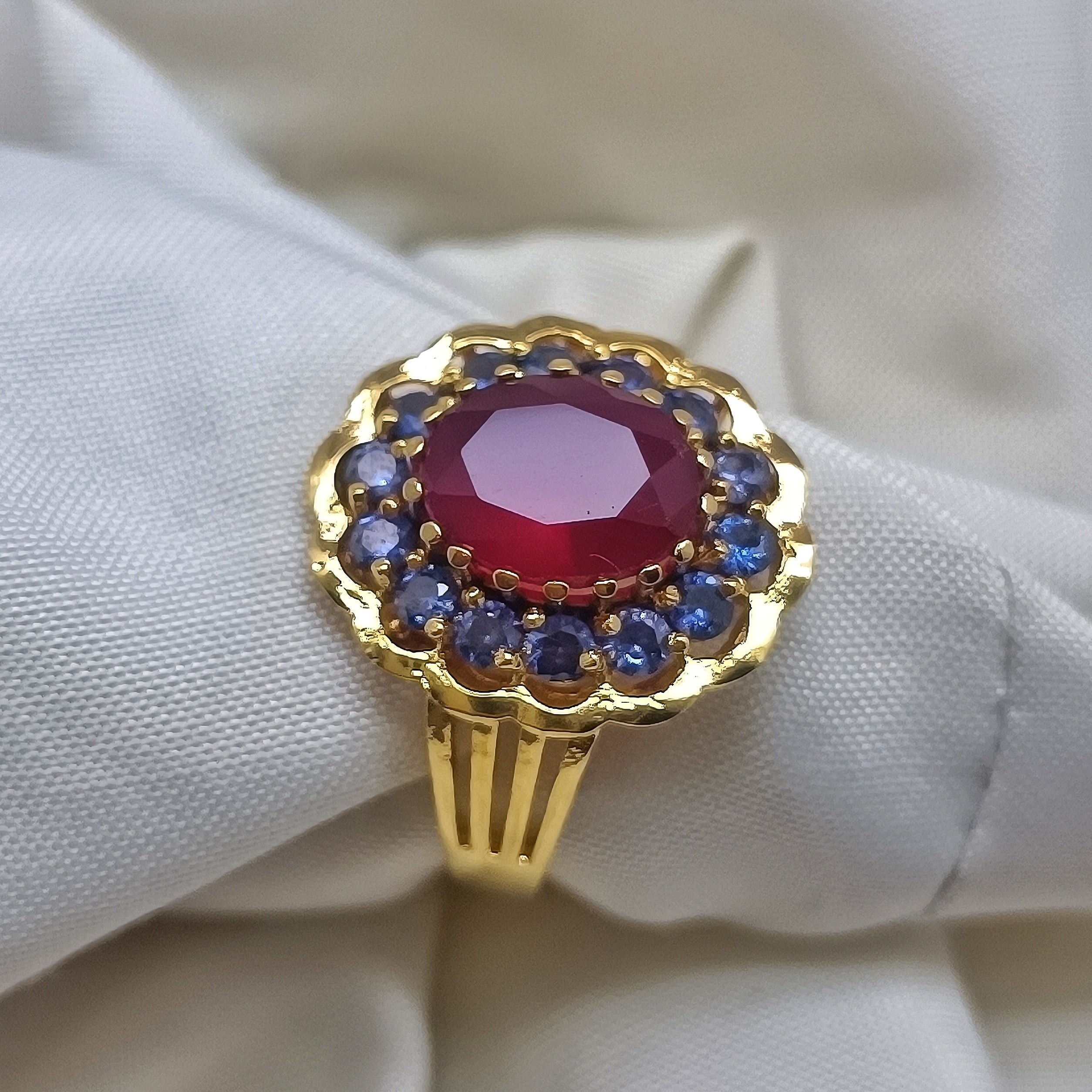 Blue sapphire  stone ring B1174