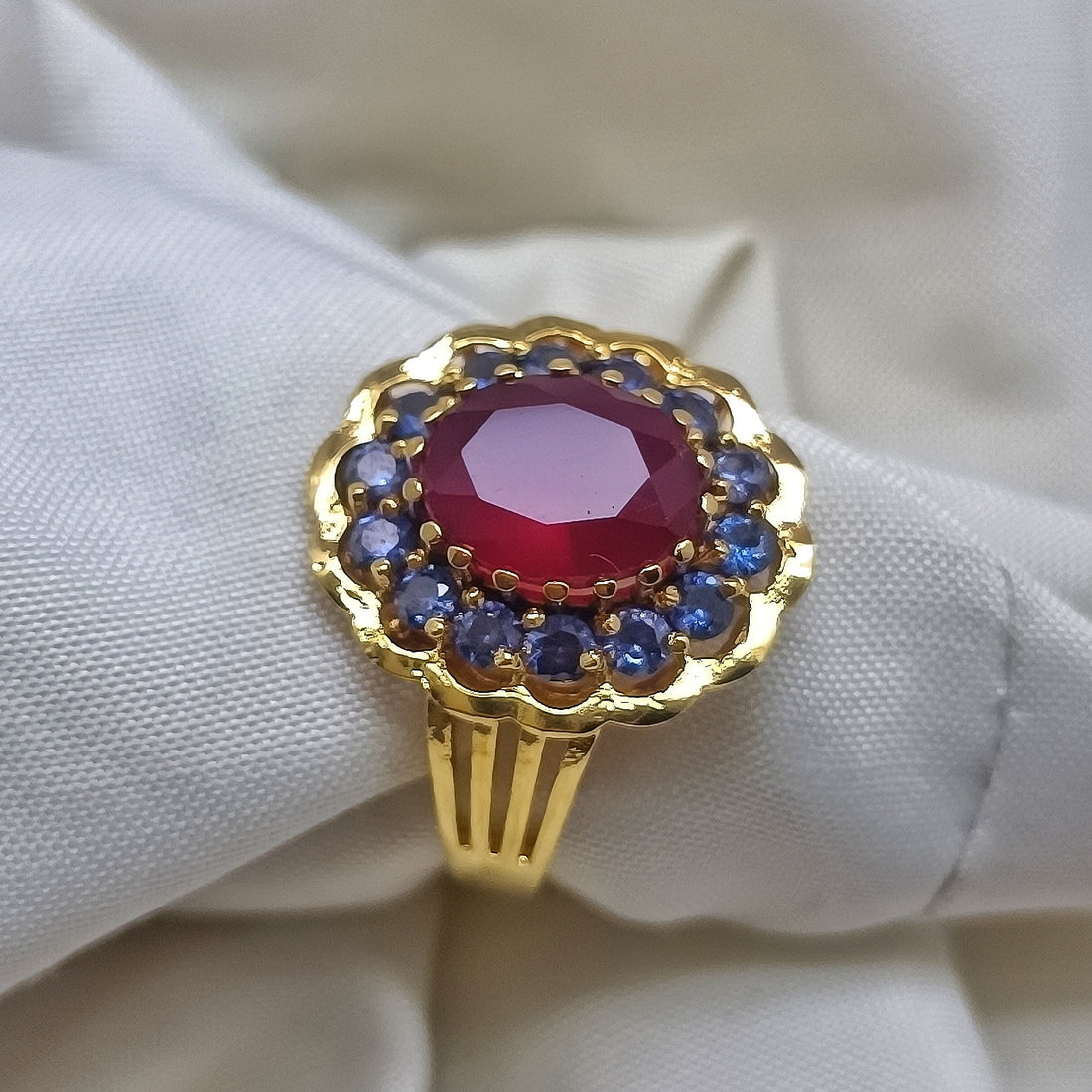 Blue sapphire  stone ring B1174