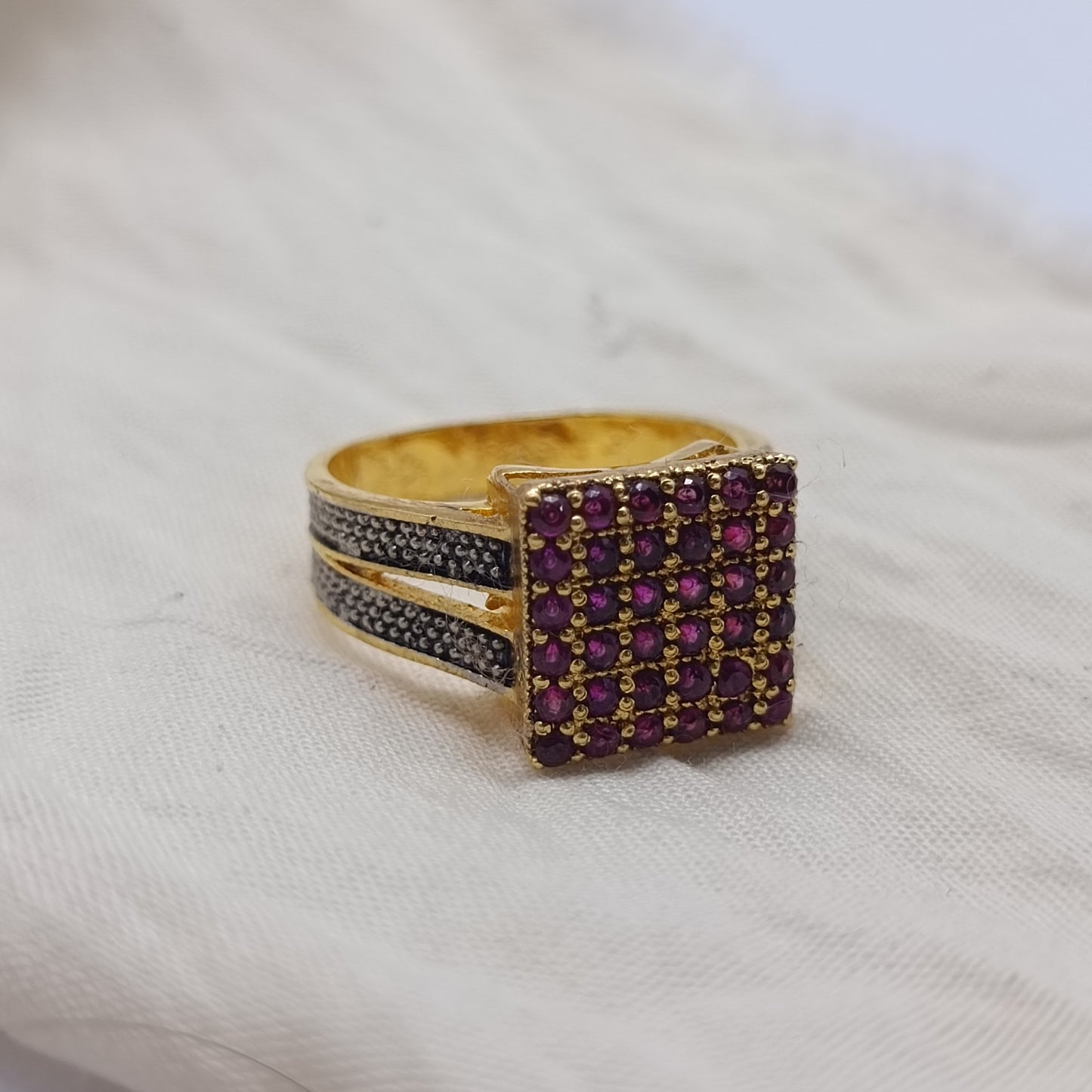 Beautiful chetam stone ring