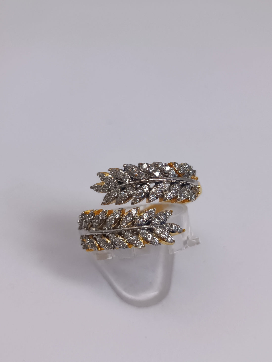 Leaf zirconia ring
