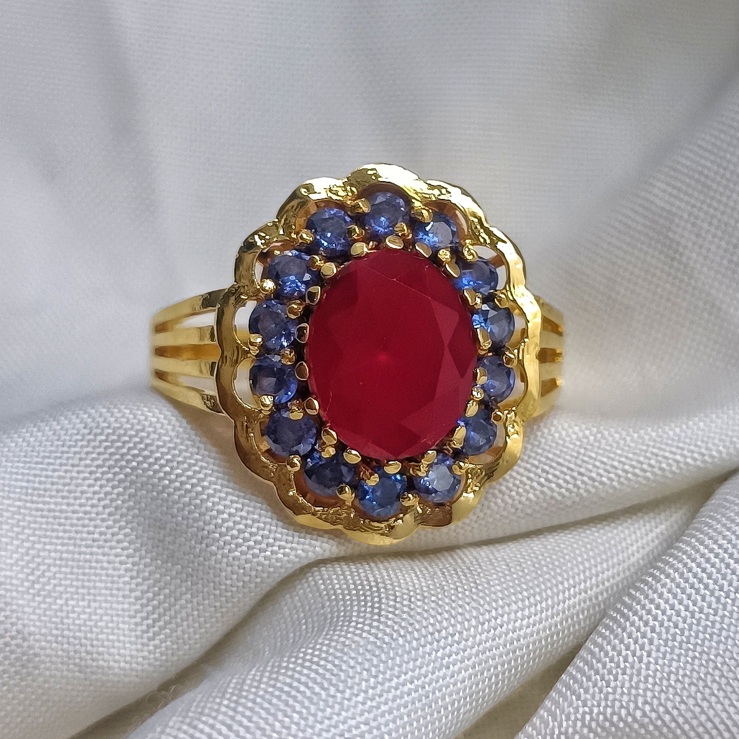 Blue sapphire  stone ring B1174