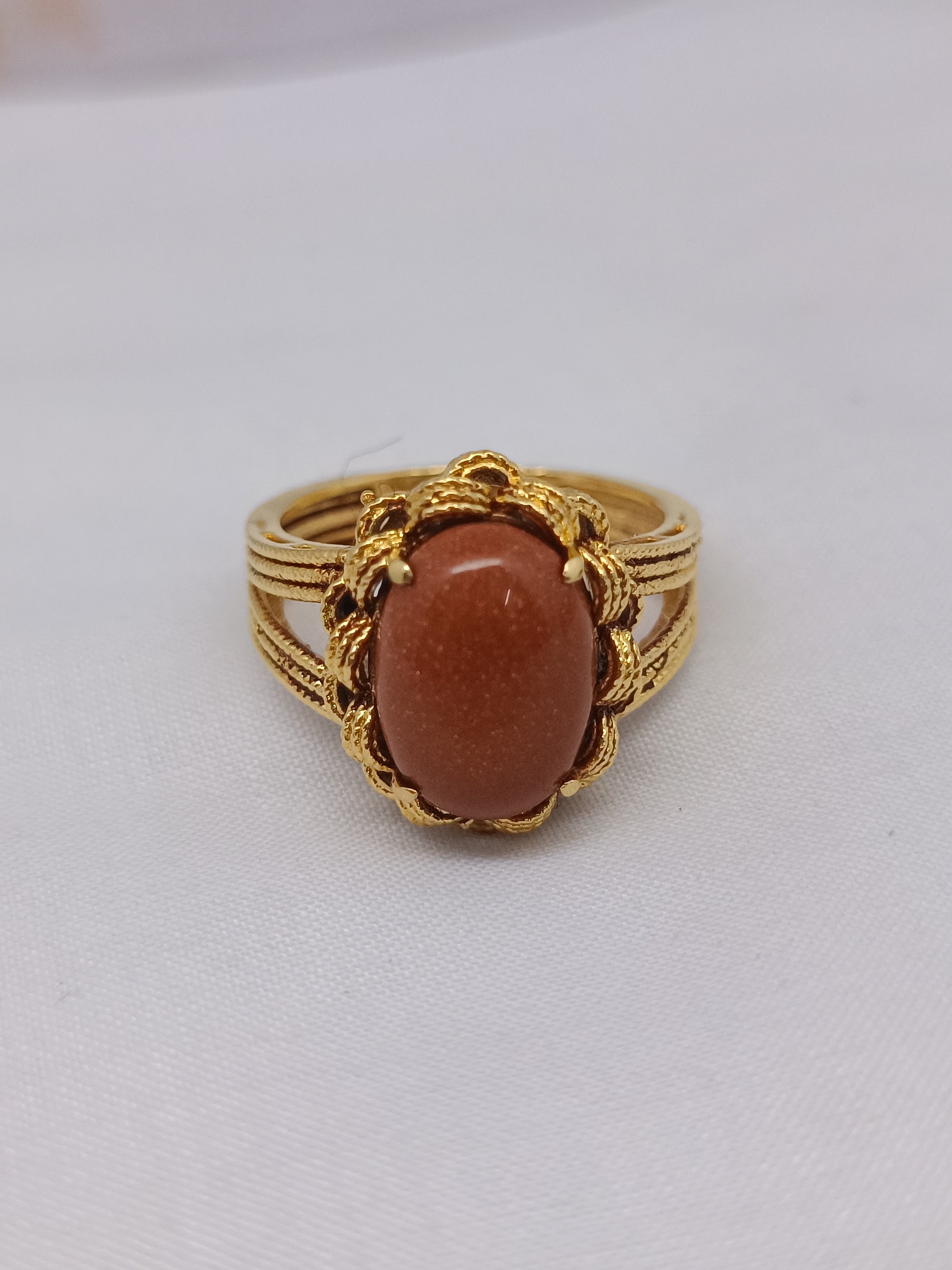 Beautiful  sunstar stone ring
