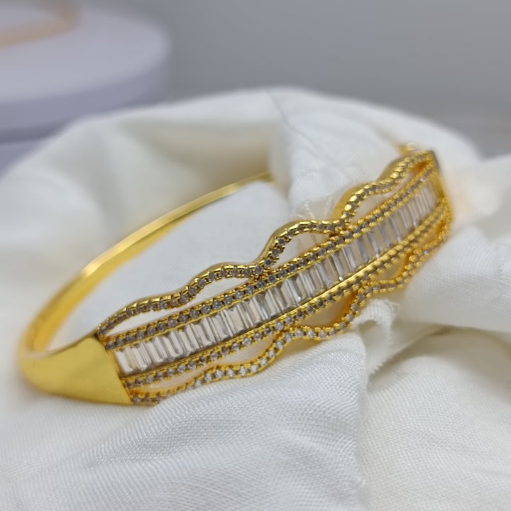 Beautiful daily wear breclete