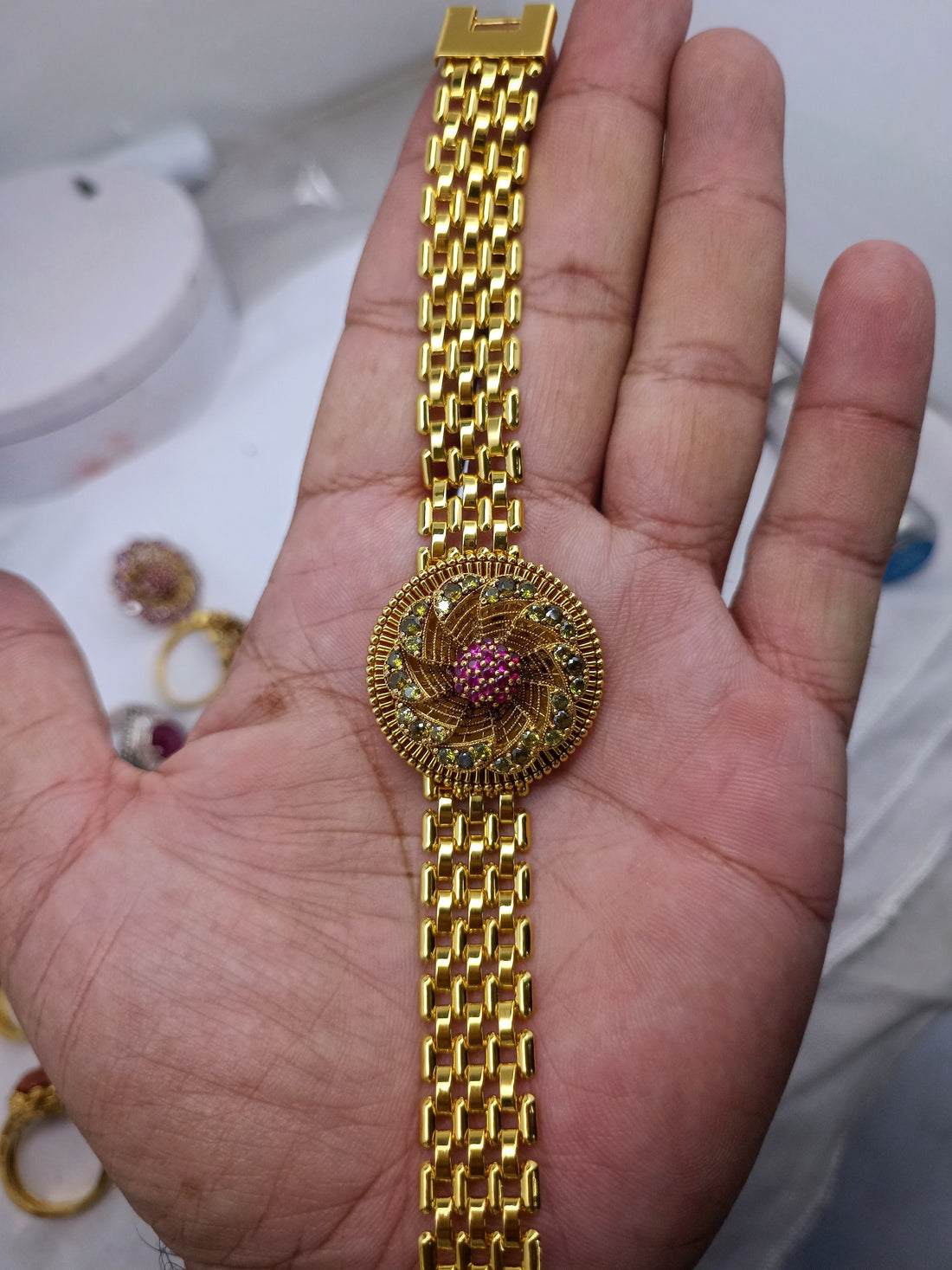 gold look bracelet