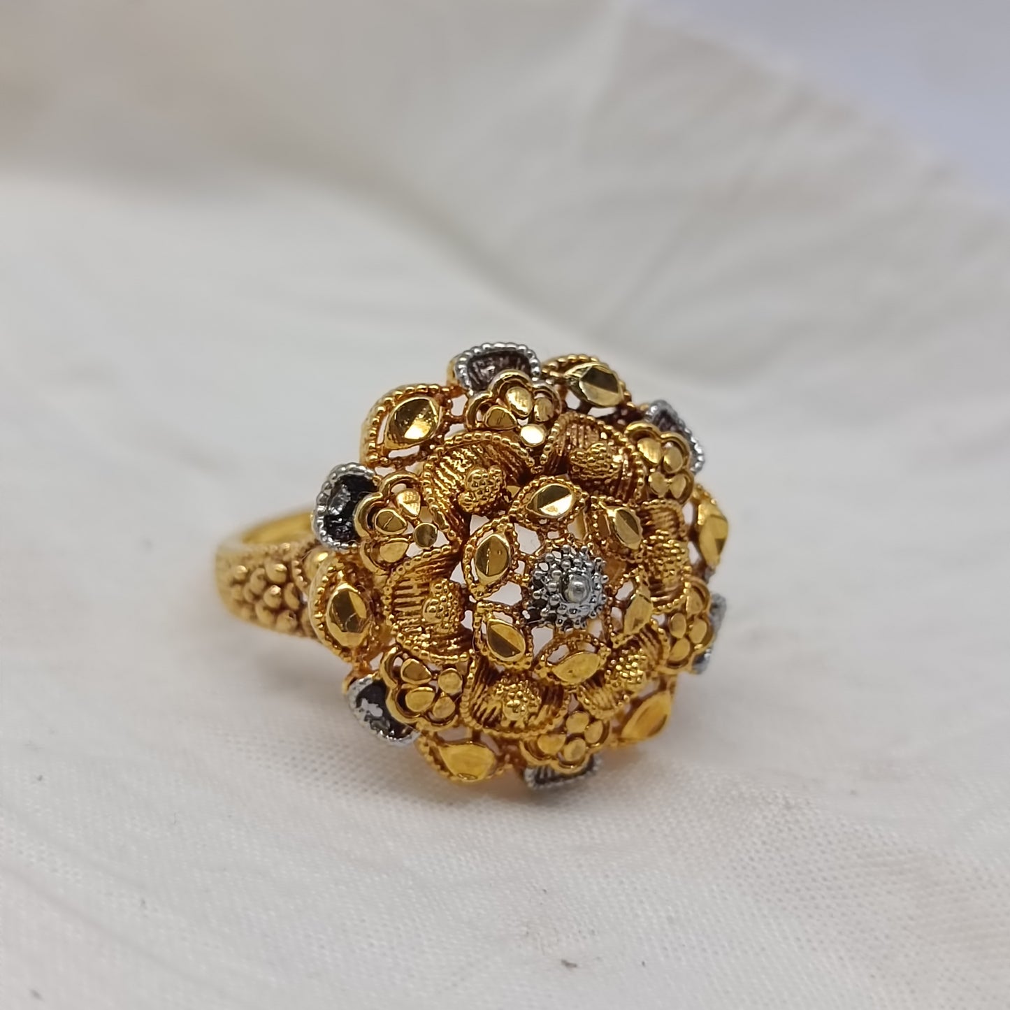 Gold look ring